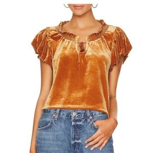 #102. NWOT Free People velvet crop top